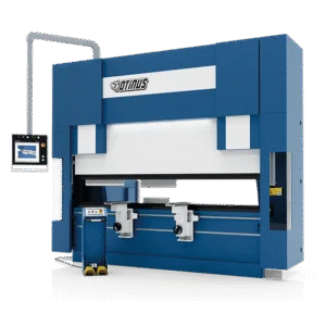 Hydrauliczna prasa krawędziowa serii PRO marki Otinus – duża, niebiesko-biała maszyna z centralnym stołem roboczym, suportami dociskowymi oraz nowoczesnym panelem sterowania umieszczonym z lewej strony.